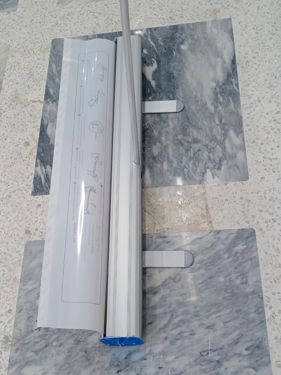 Roll Up Stand Aluminum